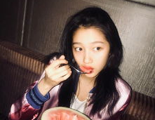 吃瓜网戴露,吃瓜网一姐的崛起之路